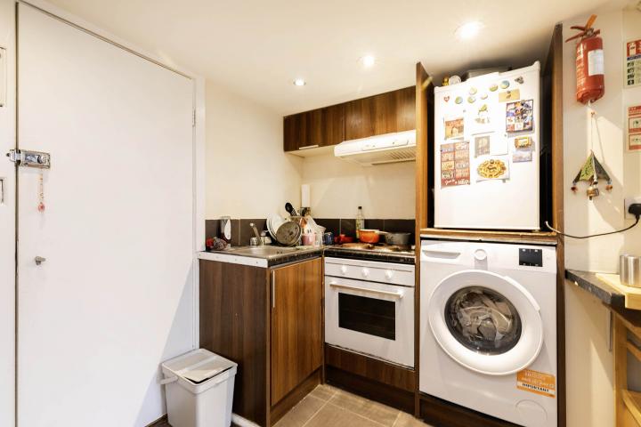 			Studio Apartment, 1 bath, 1 reception Apartment			 Sutherland Avenue, Maida Vale